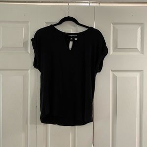 So black keyhole top